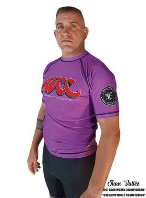 CAMISETA ELASTICA DANvaletudo ADCC SPERRY MORADA