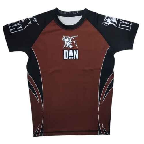 CAMISETA ELASTICA DANvaletudo TAVARES MARRON/NEGRO FS