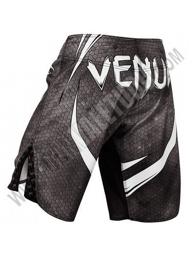 BERMUDA VENUM AMAZONIA 4.0 NEGRO - Imagen 4