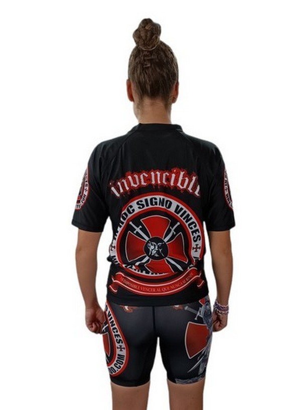 CAMISETA ELASTICA DAN TEMPLARIO INVENCIBLE - Imagen 4