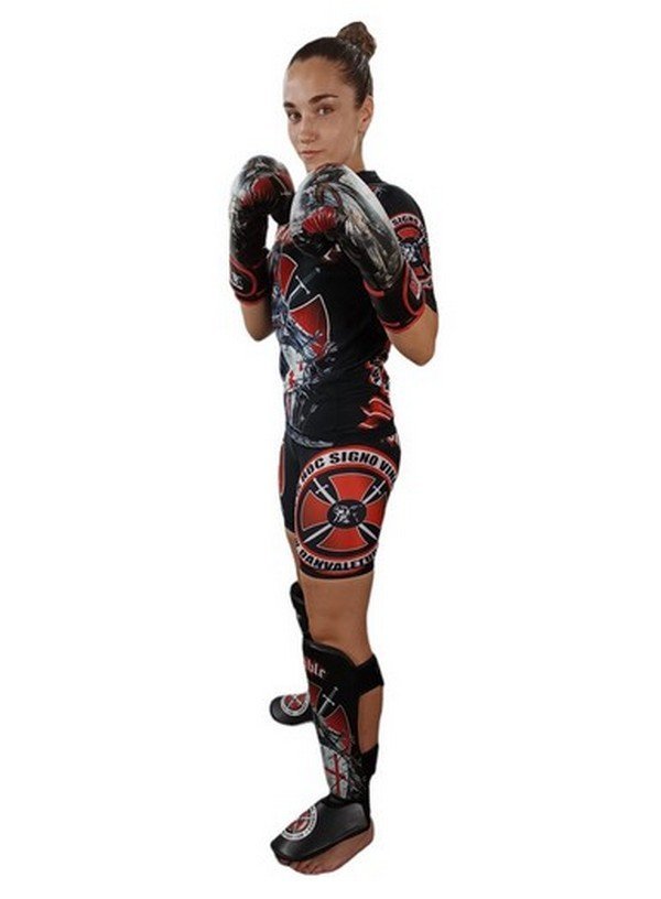 CAMISETA ELASTICA DAN TEMPLARIO INVENCIBLE - Imagen 5