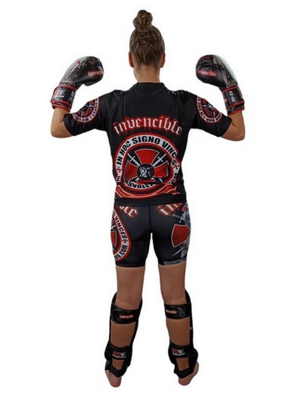 CAMISETA ELASTICA DAN TEMPLARIO INVENCIBLE - Imagen 8