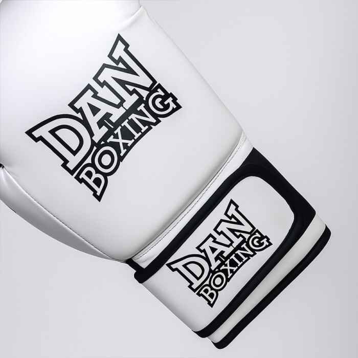 GUANTES DANboxing KEISUKE BLANCO/NEGRO - Imagen 4